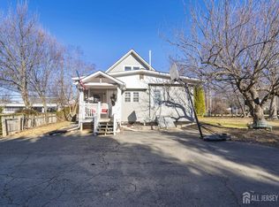 396 Monmouth St, Hightstown, NJ 08520