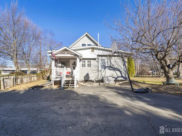 396 Monmouth St, Hightstown, NJ 08520