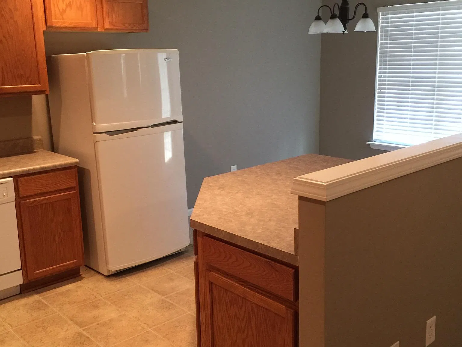 2 bed, 1240 sqft, $1,800 — Photo 3