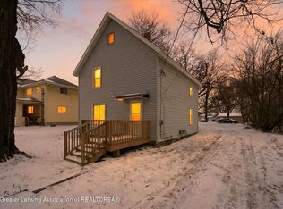1054 N Cedar St, Lansing, MI