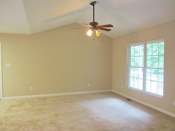 5th image of 878 Midway Farms Dr
