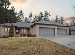 3640 Stockbury St, Green Bay, WI 54313