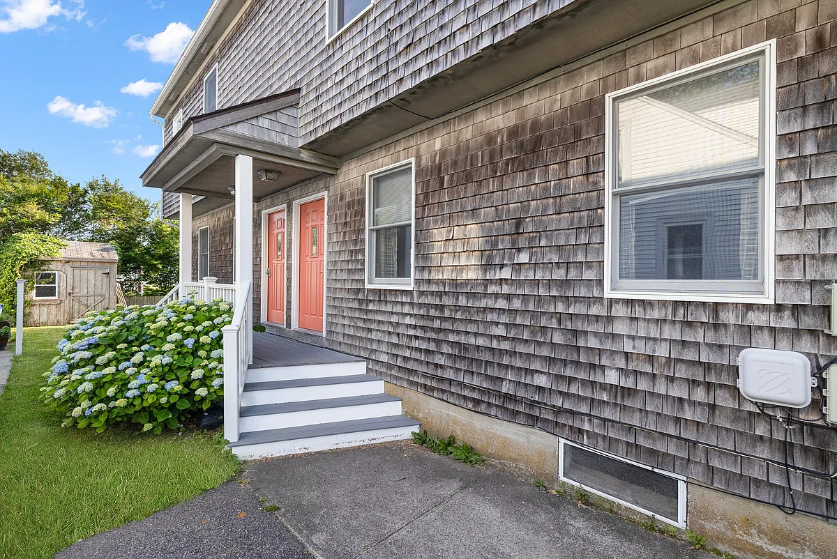 Building Photo - 28 Angell Rd #A