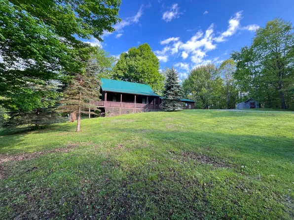 623 Trout Lake Rd, Hermon, NY 13652