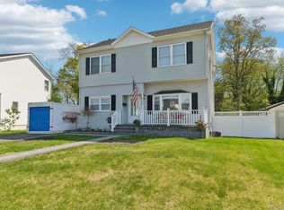 958 Alan Drive, Wantagh, NY 11793