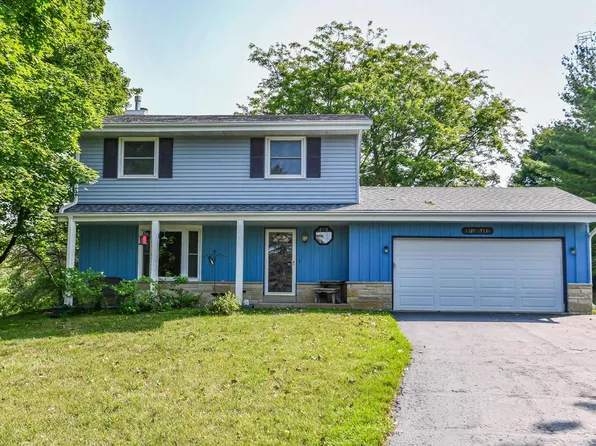 W329S7138 Oak Knoll DRIVE, Mukwonago, WI 53149