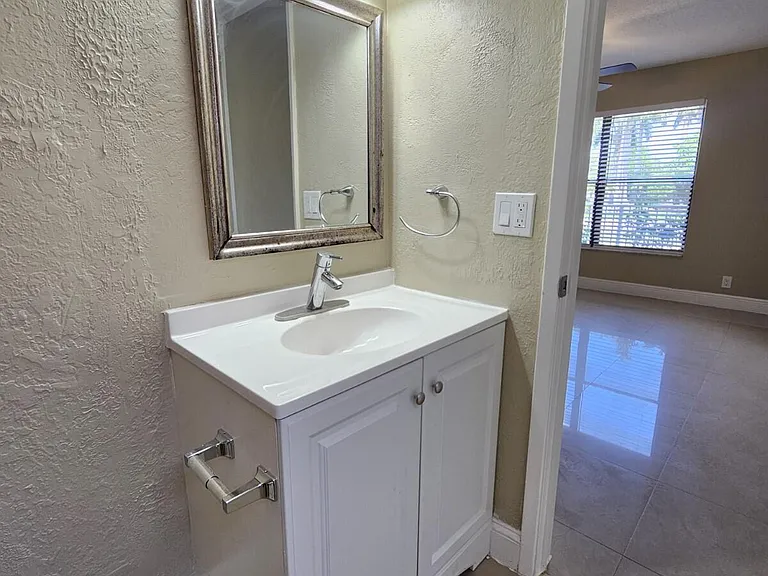 1440 Windorah Way #C — Photo 15