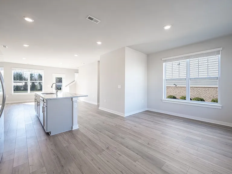 4213 Gandalf Ln — Photo 5