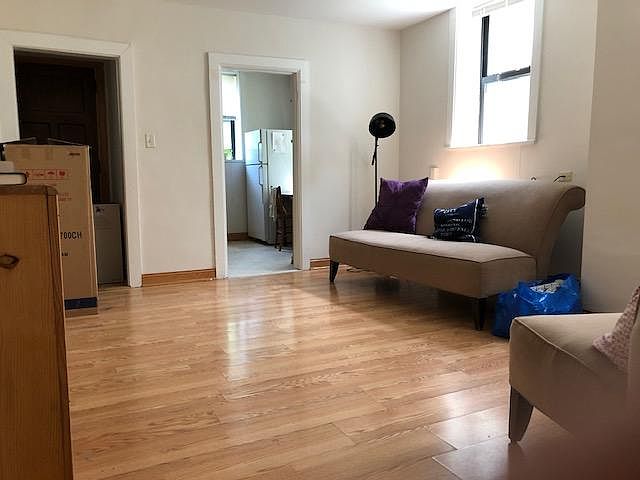 1st image of 2507 Emerson Ave S APT 9
