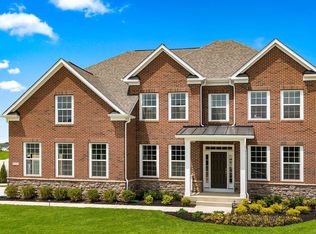 7003 Fountain Park Dr, Glenn Dale, MD 20769