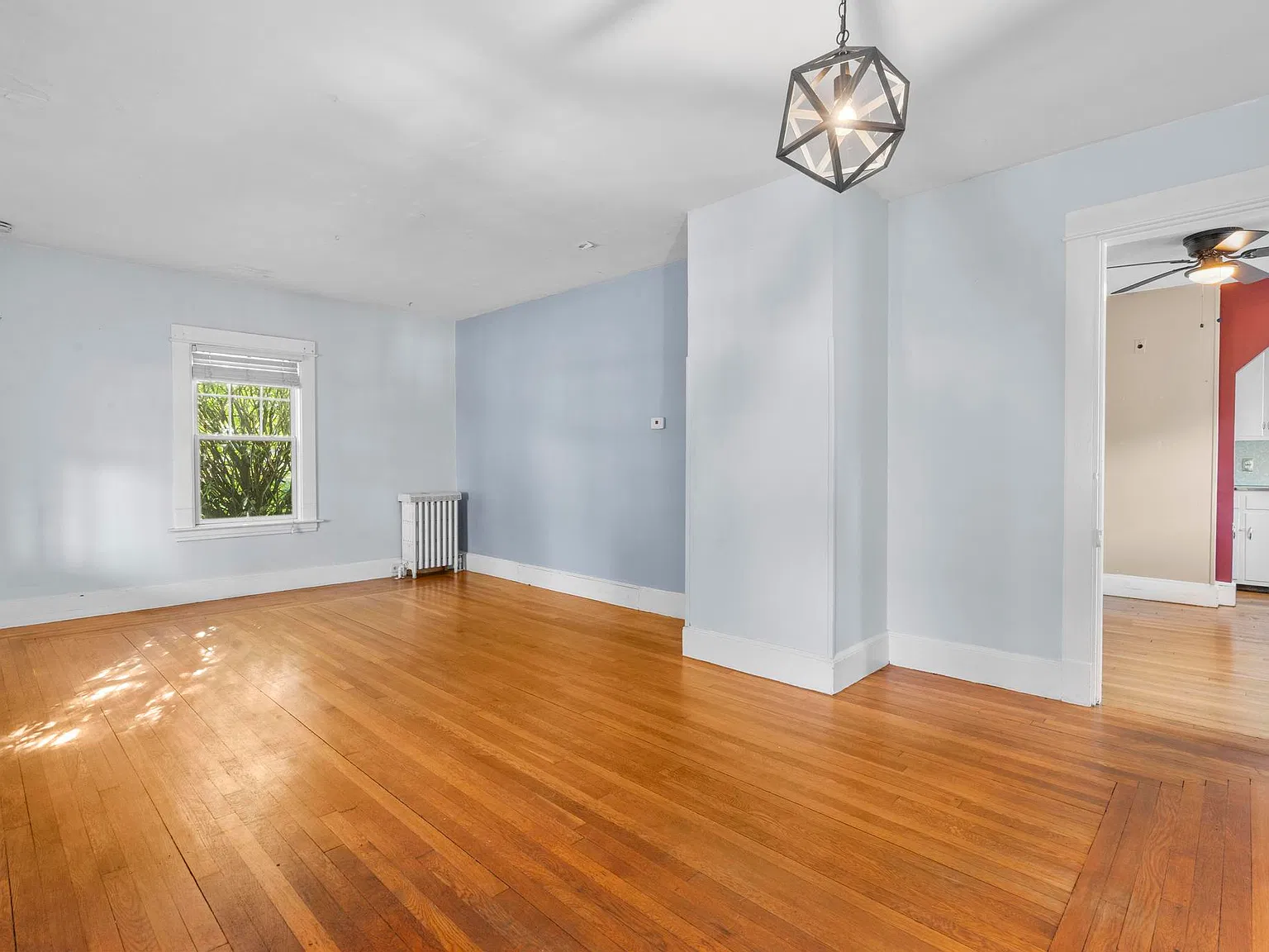 3 bed, 1500 sqft, $2,600 — Photo 2