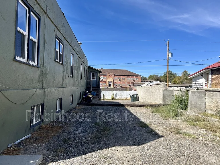 641 Cedar St — Photo 20
