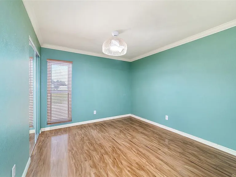 5330 Kings Ct — Photo 34