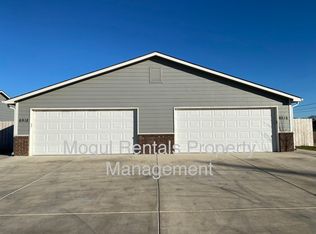 6916 N Hydraulic Ave #1, Wichita, KS 67219
