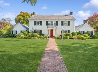 1 Hillside Rd, Bronxville, NY 10708