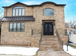 76 Labau Ave, Staten Island, NY 10301