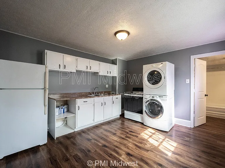 1604 E Kelly St — Photo 11