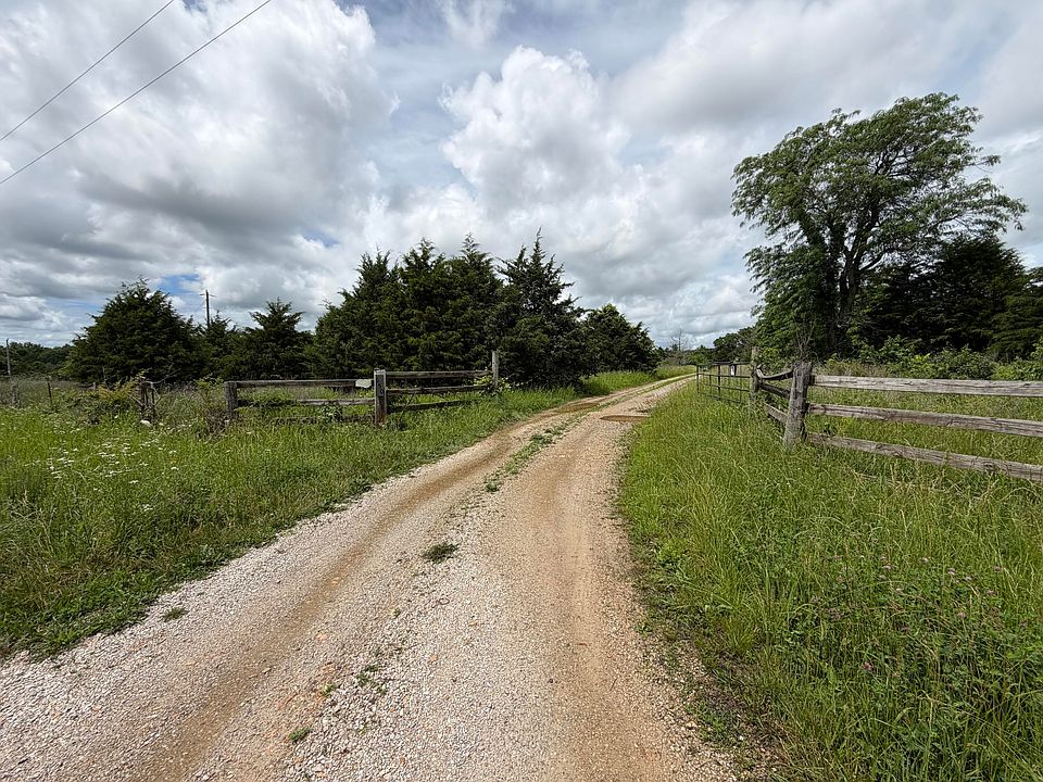 1st image of 650 Hidden Pond Drive