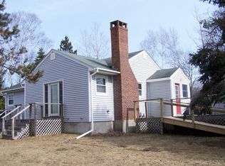 21 Rainbow Ln, New Harbor, ME 04554