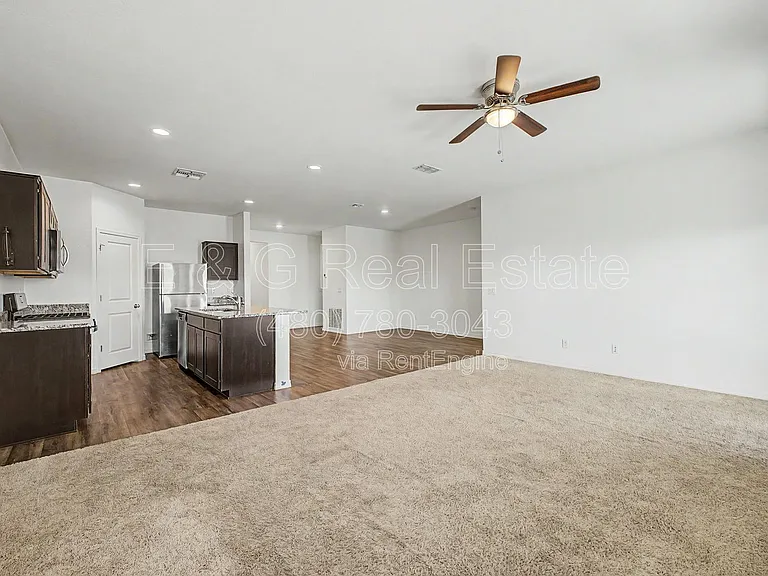 19577 W Palo Verde Dr — Photo 9