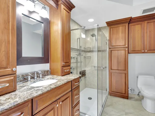 134 Cypress Point Drive #134, Palm Beach Gardens, FL 33418