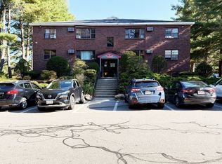 42 Swanson Ct APT 14A, Boxboro, MA 01719