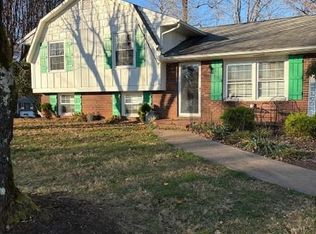 361 Meadowbrook Ln, Millers Creek, NC 28651