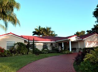 18141 SW 84th Ave, Palmetto Bay, FL 33157