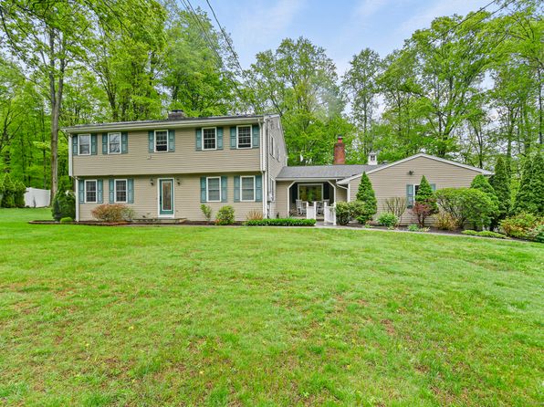154 Finch Ave, Meriden, CT 06451