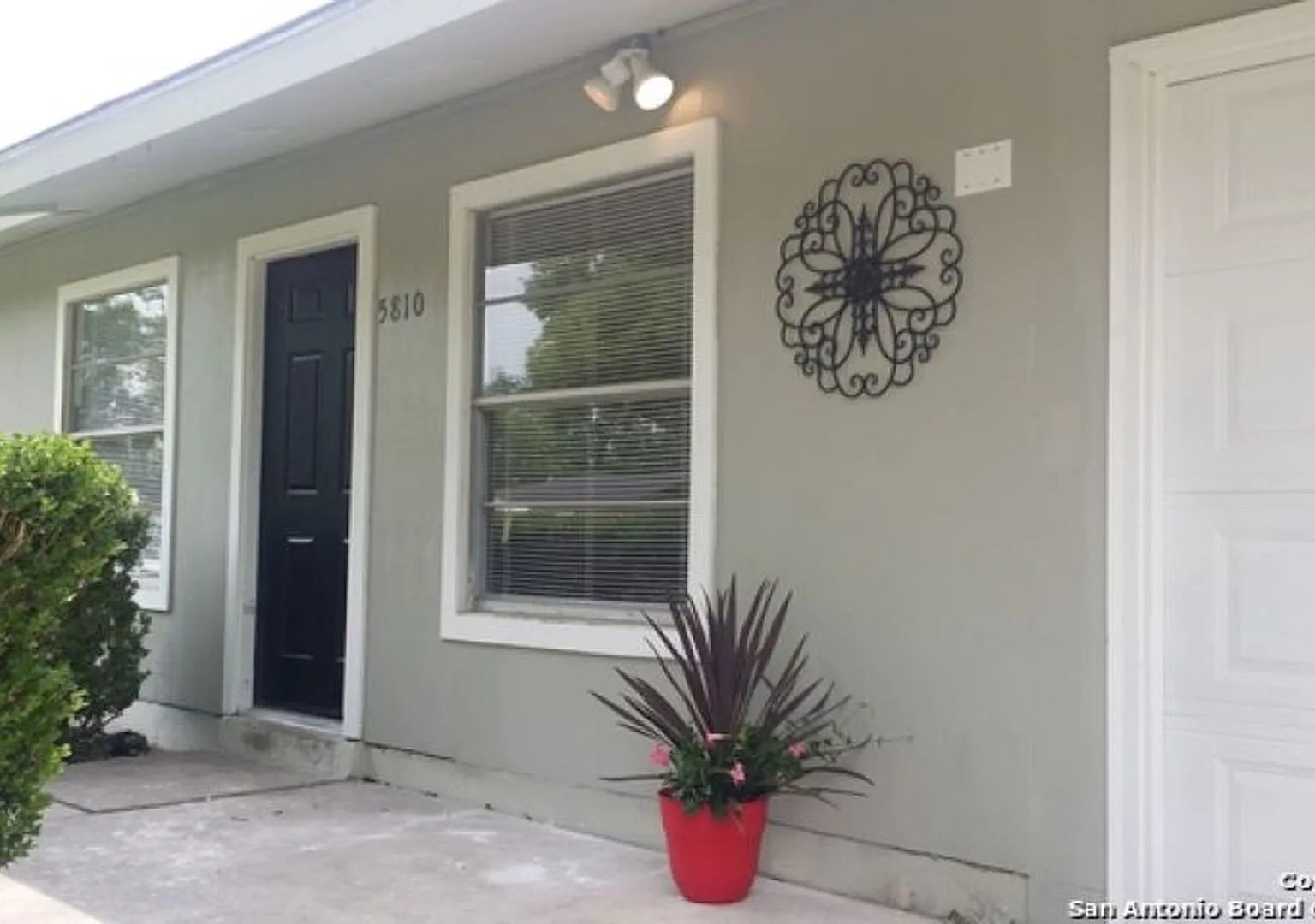 Welcome to 5810 Timberrock! — Photo 2