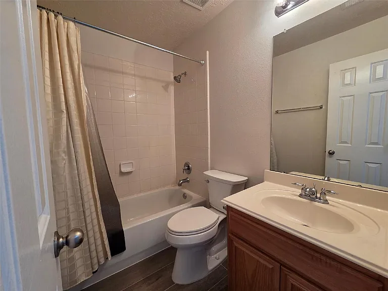 10903 Windfern Lakes St — Photo 13