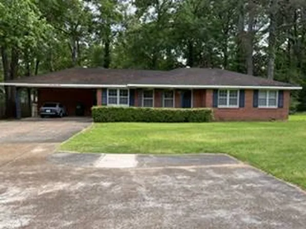 929 Sunset Dr, Grenada, MS 38901