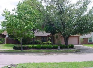 3649 Rialto Way, Grand Prairie, TX 75052