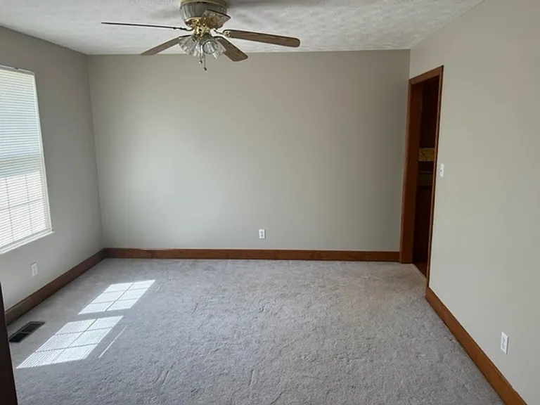 1201 Heartland Dr — Photo 7
