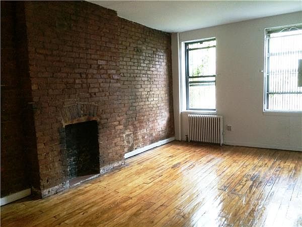 2nd image of 428 W 46th St APT 4A