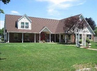 1 Olympia Ln, Stony Brook, NY 11790