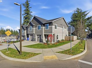 16994 University Ave, Sandy, OR 97055