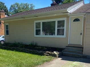 211 S Clemens Ave, Lansing, MI 48912