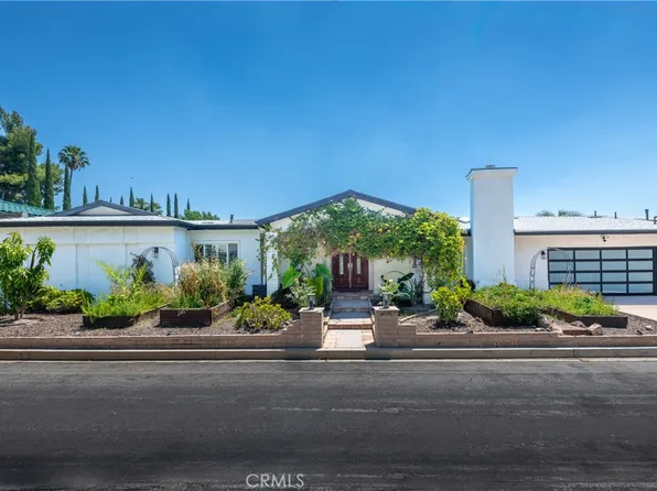 3666 Sapphire Dr, Encino, CA 91436
