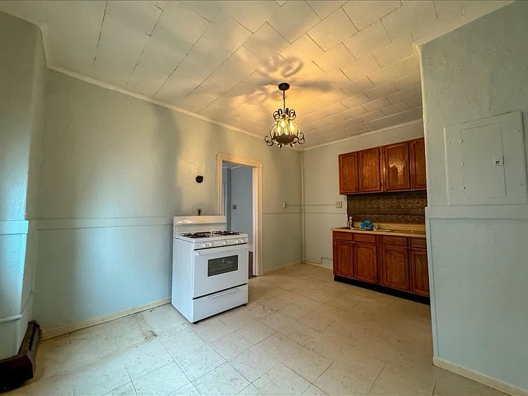 365 Franklin Ave #2S — Photo 23
