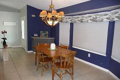 422 Avocado Ave — Photo 5