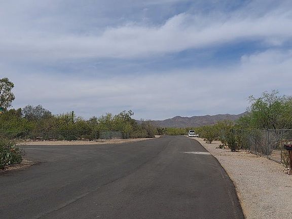 5th image of 2051 S Hohokam Dr