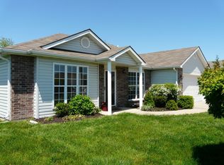 802 Coventry Ln, Raymore, MO 64083