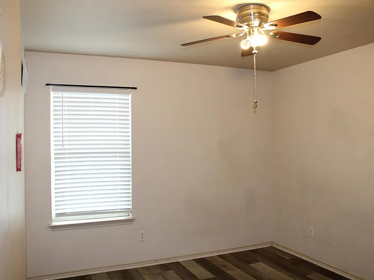 415 E 4th Ave #D — Photo 7