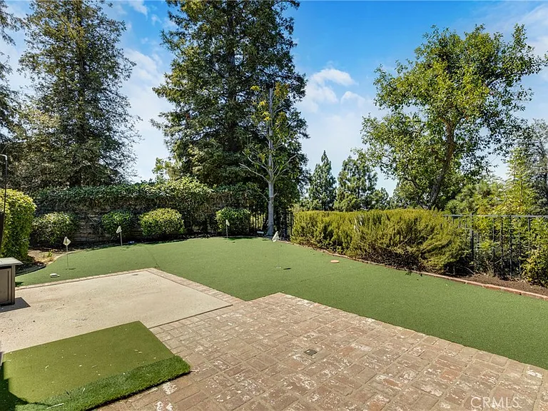 21335 Dove Pl — Photo 43