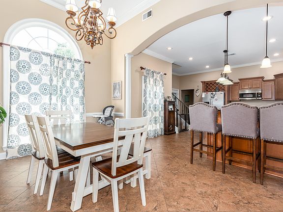 5th image of 2318 Prioress Dr