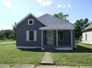 957 S 7th St, Clinton, IN 47842