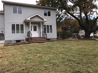 39 Park Ter, East Hanover, NJ 07936