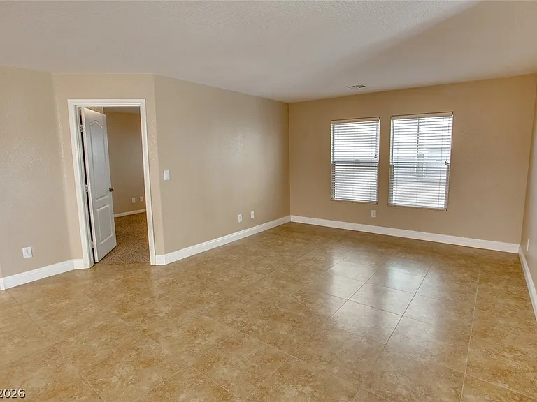 11741 Marina Grande Ct — Photo 8