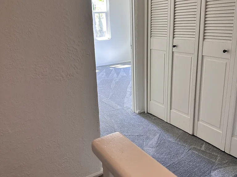 279 Bennett Ave — Photo 25